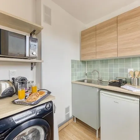 Meuble Metro 12 Apartment