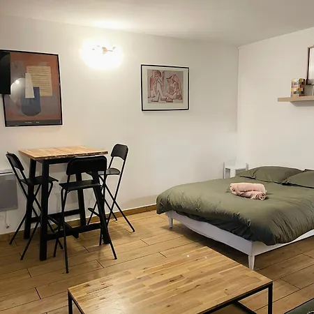 Meuble Metro 12 Apartment *